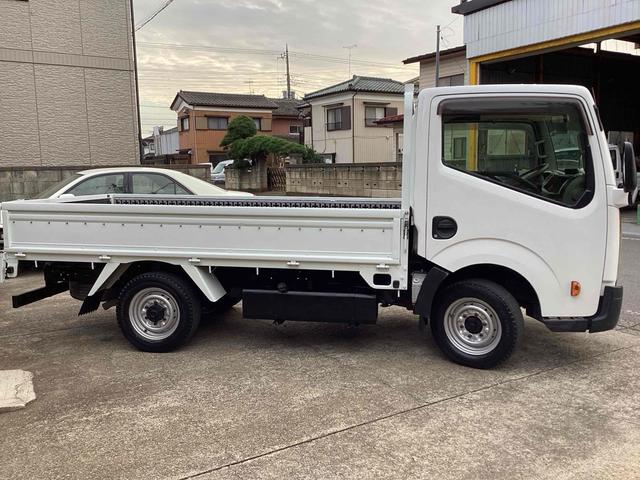 アトラストラック 　フルスーパーロー　４ＷＤ　ＭＴ　キーレスエントリー　エアコン　パワーウィンドウ　運転席エアバッグ（10枚目）