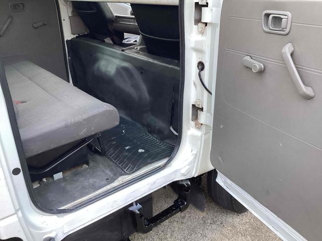 アトラストラック 　Ｗキャブスーパーロー　ＭＴ　ＥＴＣ　バックカメラ　電動格納ミラー　エアコン　パワーウィンドウ　運転席エアバッグ（23枚目）