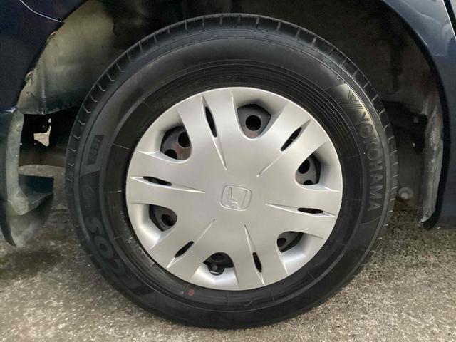 フリード Ｇ　ジャストセレクション　ＥＴＣ　バックカメラ　ナビ　ＴＶ　両側スライド・片側電動　ＨＩＤ　キーレスエントリー　電動格納ミラー　ウォークスルー　ＣＶＴ　衝突安全ボディ　ＡＢＳ　エアコン　パワーステアリング　パワーウィンドウ（22枚目）