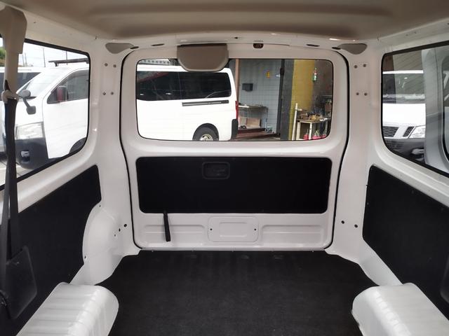 ＮＶ３５０キャラバンバン ロングＤＸターボ　４ドアバン２．５ＤターボＤＸロング４ＷＤ　ＮＯ．　１９（18枚目）