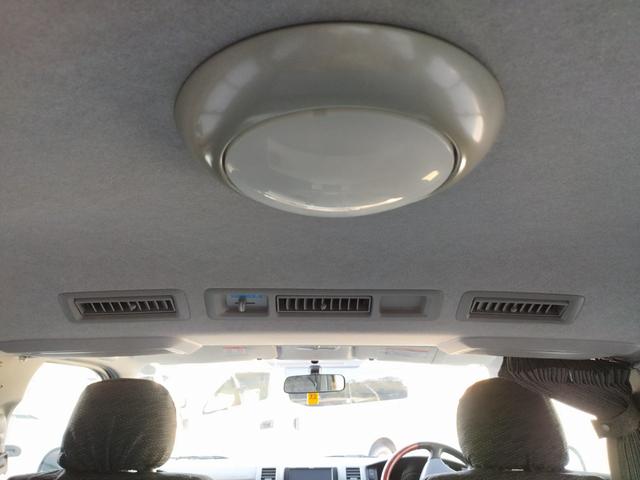 ハイエースバン ロングスーパーＧＬ　５ドアバン２．０スーパーＧＬロングＷエアコン　キャンピング登録　記録簿付き　８ナンバー　ベッドキットＮＯ．２２（25枚目）