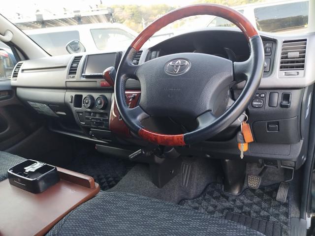 ハイエースバン ロングスーパーＧＬ　５ドアバン２．０スーパーＧＬロングＷエアコン　キャンピング登録　記録簿付き　８ナンバー　ベッドキットＮＯ．２２（30枚目）