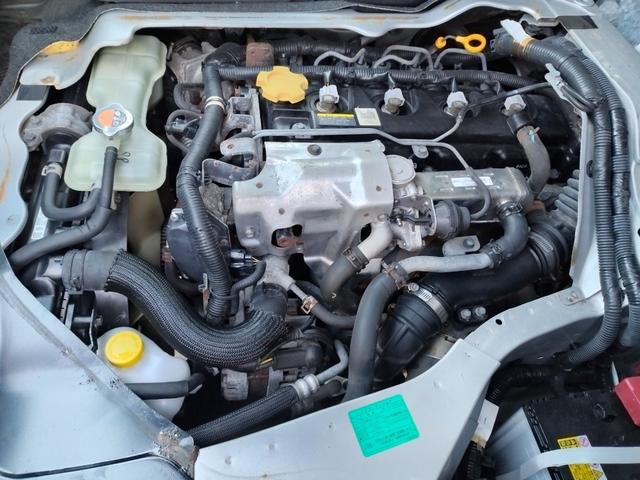 ＮＶ３５０キャラバンバン ロングＤＸターボ　４ドアバン２．５ＤターボＤＸロング４ＷＤＷエアコン電動ミラーＮＯ．５７（44枚目）