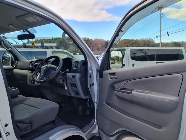 NV350キャラバンバン ロングDXターボ 5ドアバン2.5ディーゼルターボDXロング記録簿付きNO.34 NO.34(17枚目)