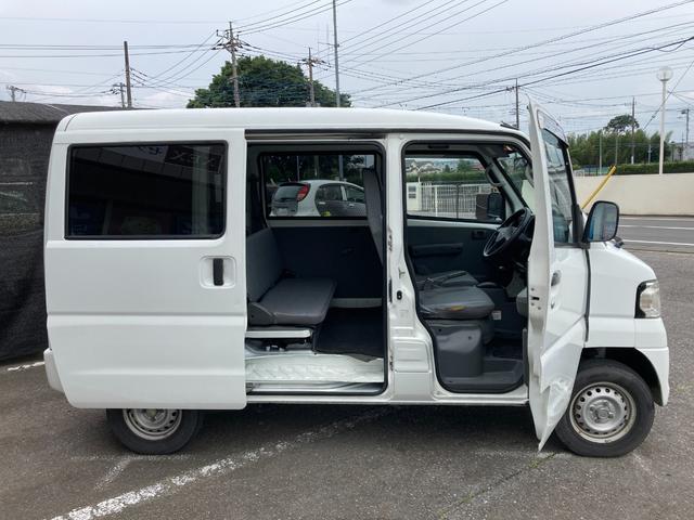 ミニキャブ・ミーブ CD 10.5kwh 4シーター エアコン パワステ ABS Wエアバック キーレスキー(8枚目)