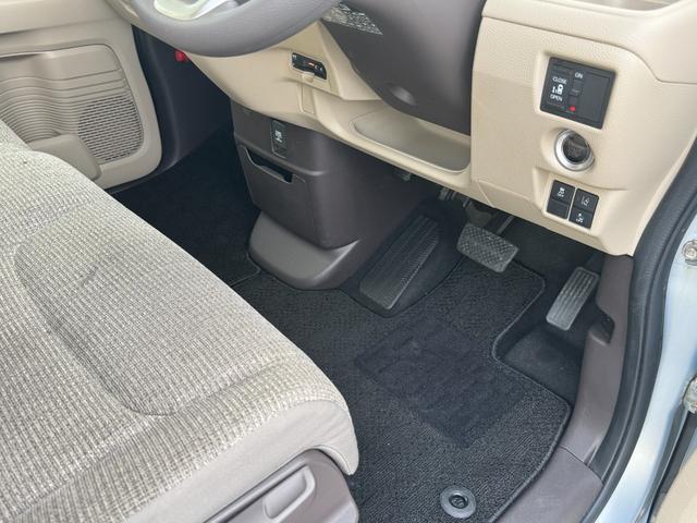 N-BOX G・Lホンダセンシング プッシュスタート 純正ナビ フルセグ 片側電動スライドドア LEDヘッドライト バックカメラ(38枚目)