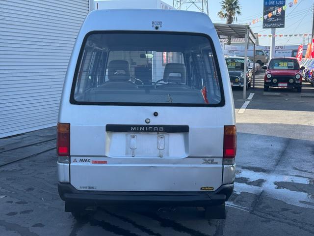 ミニキャブバン XL 4MT 禁煙車 両側スライドドア AMラジオ シガーソケット 車検R9/1(11枚目)