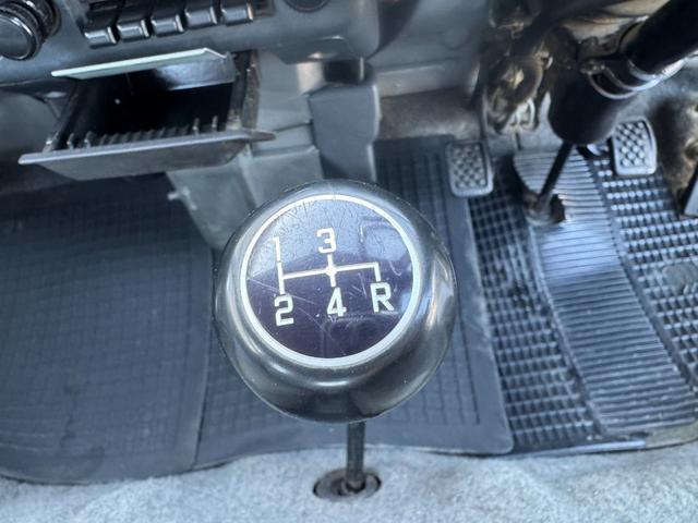 ミニキャブバン XL 4MT 禁煙車 両側スライドドア AMラジオ シガーソケット 車検R9/1(28枚目)