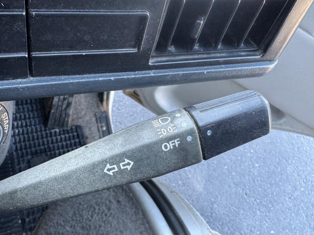 ミニキャブバン XL 4MT 禁煙車 両側スライドドア AMラジオ シガーソケット 車検R9/1(38枚目)