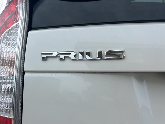 プリウス S ETC バックカメラ ナビ アルミホイール オートライト HID スマートキー アイドリングストップ 電動格納ミラー CVT 盗難防止システム 衝突安全ボディ ABS ESC CD(23枚目)