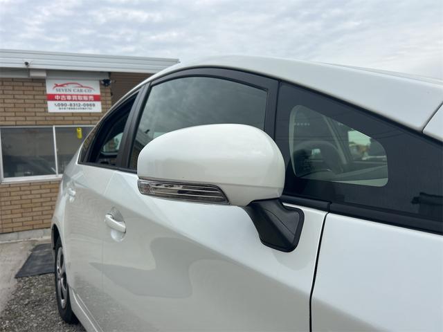 プリウス S ETC バックカメラ ナビ アルミホイール オートライト HID スマートキー アイドリングストップ 電動格納ミラー CVT 盗難防止システム 衝突安全ボディ ABS ESC CD(30枚目)