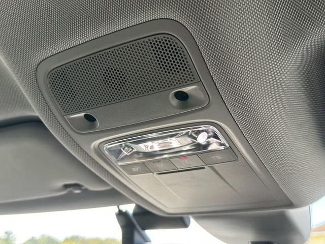 A3 スポーツバック40TFSIクワトロ 後期モデル アクティブクルーズコントロール バーチャルコックピット コンビニエンスPKG LEDライトPKG オートエアコン ナビ 地デジ バックカメラ 4WD 16インチAW 禁煙(35枚目)