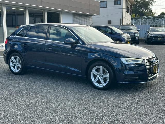 A3 スポーツバック40TFSIクワトロ 後期モデル アクティブクルーズコントロール バーチャルコックピット コンビニエンスPKG LEDライトPKG オートエアコン ナビ 地デジ バックカメラ 4WD 16インチAW 禁煙(41枚目)