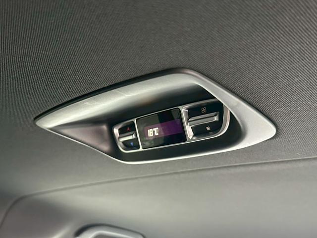 Ｖクラス Ｖ２２０ｄ　スポーツ　レザーパッケージ　後席ツインモニター　パナメリカーナグリル　レーダーセーフティパッケージ　ＬＥＤヘッドライト　パワーシート　シートヒーター　リアエアコン　ナビ　地デジ　３６０°カメラ　１９ＡＷ　禁煙（27枚目）