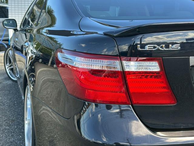 LS LS600hL後席セパレートシートパッケージ サンルーフ 社外21インチAW ローダウン エアサスコントローラー ベージュレザー クルーズコントロール LEDヘッドライト パワーシート シートヒーター ナビ バックカメラ ETC 禁煙(11枚目)