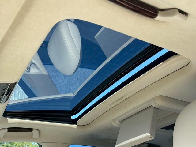 LS LS600hL後席セパレートシートパッケージ サンルーフ 社外21インチAW ローダウン エアサスコントローラー ベージュレザー クルーズコントロール LEDヘッドライト パワーシート シートヒーター ナビ バックカメラ ETC 禁煙(12枚目)