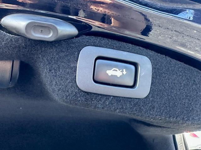 LS LS600hL後席セパレートシートパッケージ サンルーフ 社外21インチAW ローダウン エアサスコントローラー ベージュレザー クルーズコントロール LEDヘッドライト パワーシート シートヒーター ナビ バックカメラ ETC 禁煙(28枚目)