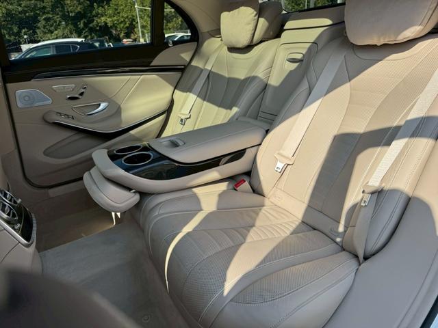 Ｓクラス Ｓ３００ｈロング　ＡＭＧライン　パノラマスライディングルーフ　ベージュ革　レーダーセーフティＰＫＧ　ＨＵＤ　Ｂｕｒｍｅｓｔｅｒサウンド　ＬＥＤヘッドライト　シートヒーター　ベンチレーション　地デジ　３６０°Ｃ　禁煙（23枚目）