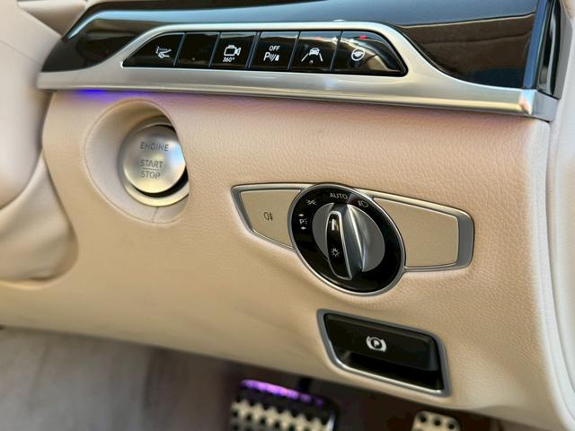 Ｓクラス Ｓ３００ｈロング　ＡＭＧライン　パノラマスライディングルーフ　ベージュ革　レーダーセーフティＰＫＧ　ＨＵＤ　Ｂｕｒｍｅｓｔｅｒサウンド　ＬＥＤヘッドライト　シートヒーター　ベンチレーション　地デジ　３６０°Ｃ　禁煙（31枚目）