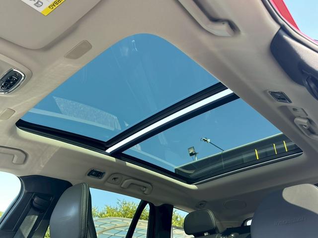V60 T5 インスクリプション パノラマスライディングルーフ ブラックレザー インテリセーフ ACC ヘッドアップディスプレイ harman/kardon LED パワーシート シートヒーター カープレイ 地デジ 360°C 禁煙(12枚目)