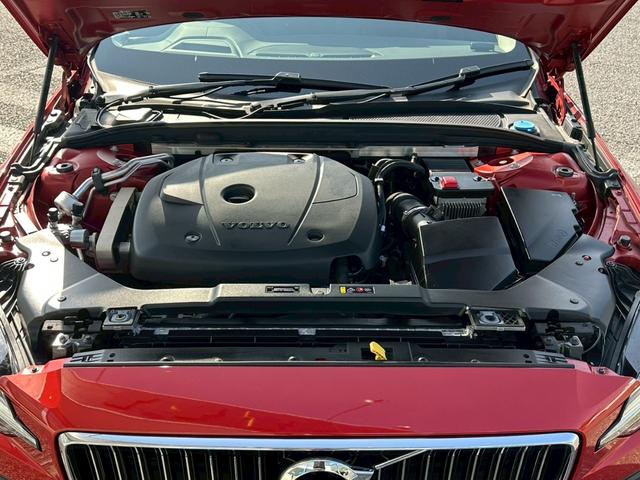 V60 T5 インスクリプション パノラマスライディングルーフ ブラックレザー インテリセーフ ACC ヘッドアップディスプレイ harman/kardon LED パワーシート シートヒーター カープレイ 地デジ 360°C 禁煙(31枚目)