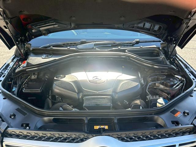 ＧＬＳ ＧＬＳ３５０ｄ　４マチックスポーツ　パノラマＳＲ　ブラックレザー　レーダーセーフティＰＫＧ　ｈａｒｍａｎ／ｋａｒｄｏｎサウンド　ＬＥＤヘッドライト　パワーシート　シートヒーター　ナビ　地デジ　３６０°Ｃ　２１インチＡＷ　４ＷＤ　禁煙（31枚目）