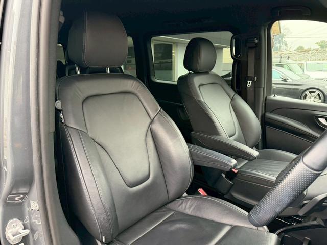 Ｖクラス Ｖ２２０ｄ　アバンギャルド　ＡＭＧライン　後期モデル　１０．２５インチナビ　９速ＡＴ　レーダーセーフティーＰＫＧ　ブラックレザー　ＬＥＤ　パワーテールゲート　パワーシート　シートヒーター　ナビ　地デジ　３６０°カメラ　ＡＭＧ１９ＡＷ　禁煙（28枚目）