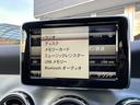 ＧＬＡ２５０　４マチック　エクスクルーシブＰＫＧ　パノラミックスライディングルーフ　黒革　レーダーセーフティＰＫＧ　ｈａｒｍａｎ／ｋａｒｄｏｎ　パワーシート　シートヒーター　純正ＨＤＤナビ　地デジ　Ｂカメラ　１８ＡＷ　禁煙車（13枚目）