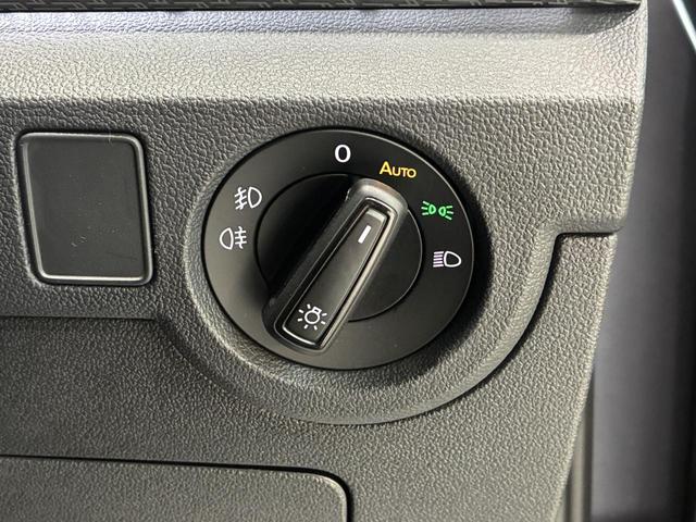Ｔ－クロス ＴＳＩ　Ｒライン　認定中古車　ＮＡＶＩ　ＥＴＣ　バックカメラ　ワンオーナー　弊社下取車　ＬＥＤヘッドライト　純正アルミホイール　障害物センサー（22枚目）