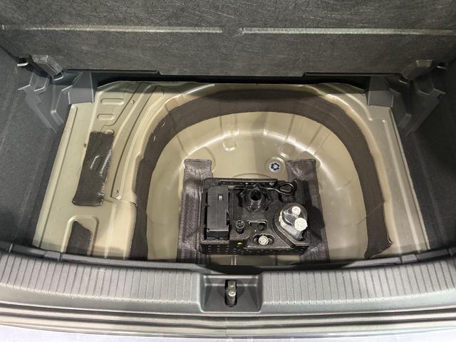 Ｔ－クロス ＴＳＩ　Ｒライン　認定中古車　ＮＡＶＩ　ＥＴＣ　バックカメラ　ワンオーナー　弊社下取車　ＬＥＤヘッドライト　純正アルミホイール　障害物センサー（40枚目）