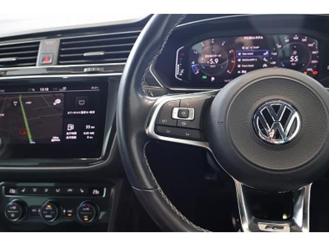 ティグアン ＴＳＩ　Ｒライン　ブラックスタイル　ユーザー下取りワンオーナー　ＬＡＹＥＲＥＤ　ＳＯＵＮＤ　特別仕様車　専用エクステリア　パワートランク　ヘッドアップディスプレイ　認定中古車（43枚目）