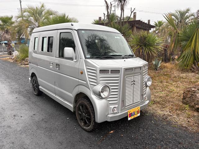 エブリイ PA AC PS 5MT フレンチバスキット 外足回りリフトアップ MTタイヤ 外ホイール 外シートカバー 外フロアマット 外ハンドル ダッシュ板トリム塗装 オーディオディスプレー ETC バックカメラ(5枚目)