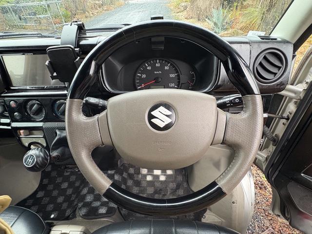 エブリイ PA AC PS 5MT フレンチバスキット 外足回りリフトアップ MTタイヤ 外ホイール 外シートカバー 外フロアマット 外ハンドル ダッシュ板トリム塗装 オーディオディスプレー ETC バックカメラ(29枚目)