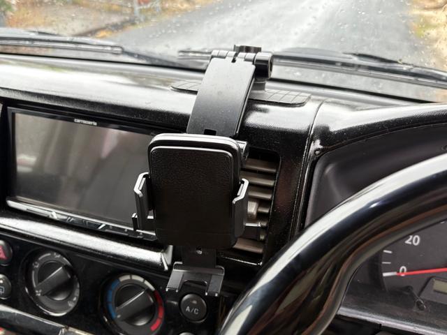 エブリイ PA AC PS 5MT フレンチバスキット 外足回りリフトアップ MTタイヤ 外ホイール 外シートカバー 外フロアマット 外ハンドル ダッシュ板トリム塗装 オーディオディスプレー ETC バックカメラ(35枚目)