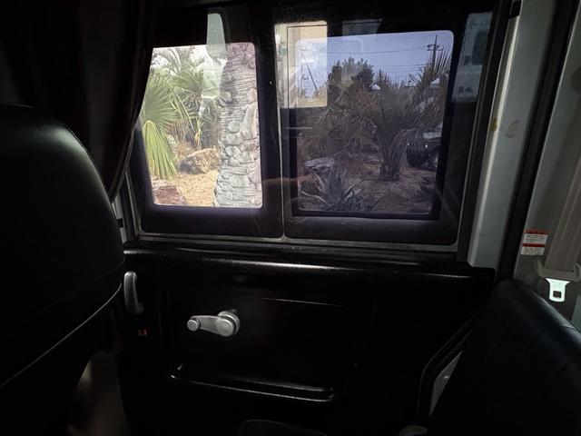 エブリイ PA AC PS 5MT フレンチバスキット 外足回りリフトアップ MTタイヤ 外ホイール 外シートカバー 外フロアマット 外ハンドル ダッシュ板トリム塗装 オーディオディスプレー ETC バックカメラ(48枚目)