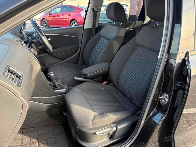 ポロ TSIコンフォートラインアップグレードパック バックカメラ ナビ オートクルーズコントロール アルミホイール オートライト キーレスエントリー アイドリングストップ AT 盗難防止システム ABS CD DVD再生 エアコン パワーステアリング(36枚目)