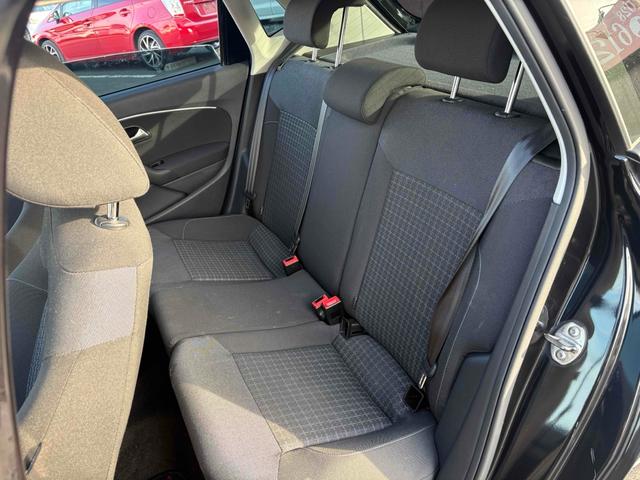 ポロ TSIコンフォートラインアップグレードパック バックカメラ ナビ オートクルーズコントロール アルミホイール オートライト キーレスエントリー アイドリングストップ AT 盗難防止システム ABS CD DVD再生 エアコン パワーステアリング(37枚目)