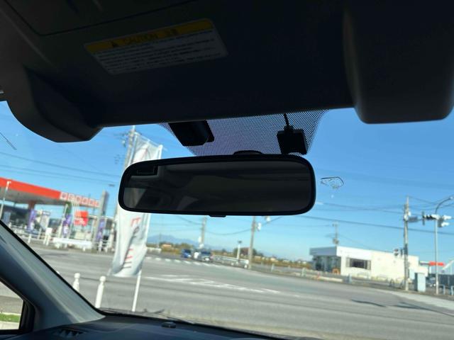 インプレッサＧ４ ２．０ｉアイサイト　４ＷＤ　ＥＴＣ　オートクルーズコントロール　衝突被害軽減システム　バックカメラ　ナビ　ＴＶ　アルミホイール　オートライト　ＣＶＴ　シートヒーター　スマートキー　アイドリングストップ　盗難防止システム（25枚目）