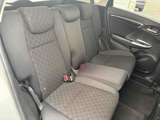 フィット 13G・Lパッケージ ETC バックカメラ ナビ TV オートクルーズコントロール 衝突被害軽減システム アルミホイール オートライト LEDヘッドランプ スマートキー アイドリングストップ 電動格納ミラー フルフラット(39枚目)