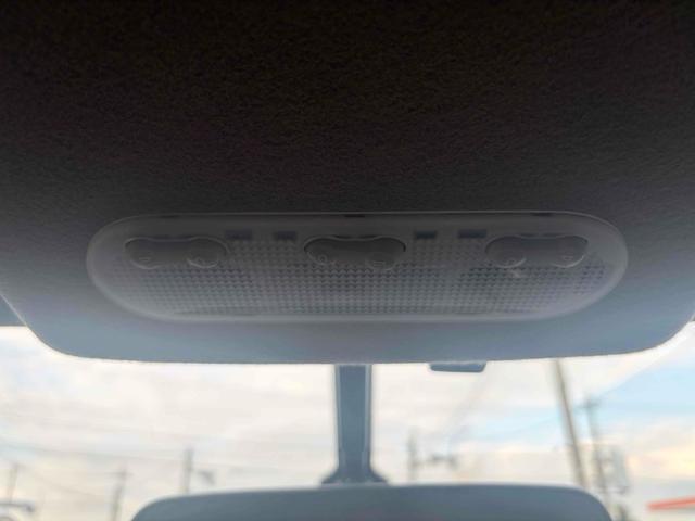 ジューク 15RX ETC バックカメラ ナビ TV オートライト キーレスエントリー 電動格納ミラー CVT 衝突安全ボディ CD ABS エアコン パワーステアリング パワーウィンドウ(29枚目)