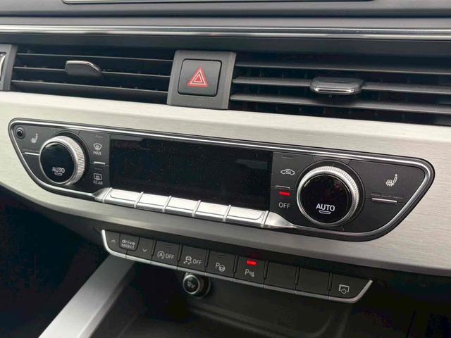 Ａ５スポーツバック ２．０ＴＦＳＩクワトロ　スポーツ　４ＷＤ　ＥＴＣ　クリアランスソナー　オートクルーズコントロール　パークアシスト　衝突被害軽減システム　バックカメラ　ナビ　ＴＶ　アルミホイール　オートライト　ＨＩＤ　ＡＴ　シートヒーター　スマートキー（7枚目）