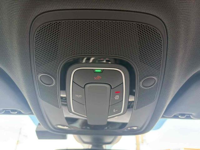 Ａ５スポーツバック ２．０ＴＦＳＩクワトロ　スポーツ　４ＷＤ　ＥＴＣ　クリアランスソナー　オートクルーズコントロール　パークアシスト　衝突被害軽減システム　バックカメラ　ナビ　ＴＶ　アルミホイール　オートライト　ＨＩＤ　ＡＴ　シートヒーター　スマートキー（28枚目）