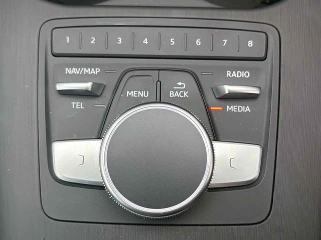 Ａ５スポーツバック ２．０ＴＦＳＩクワトロ　スポーツ　４ＷＤ　ＥＴＣ　クリアランスソナー　オートクルーズコントロール　パークアシスト　衝突被害軽減システム　バックカメラ　ナビ　ＴＶ　アルミホイール　オートライト　ＨＩＤ　ＡＴ　シートヒーター　スマートキー（33枚目）