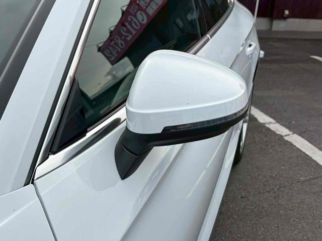 Ａ５スポーツバック ２．０ＴＦＳＩクワトロ　スポーツ　４ＷＤ　ＥＴＣ　クリアランスソナー　オートクルーズコントロール　パークアシスト　衝突被害軽減システム　バックカメラ　ナビ　ＴＶ　アルミホイール　オートライト　ＨＩＤ　ＡＴ　シートヒーター　スマートキー（49枚目）