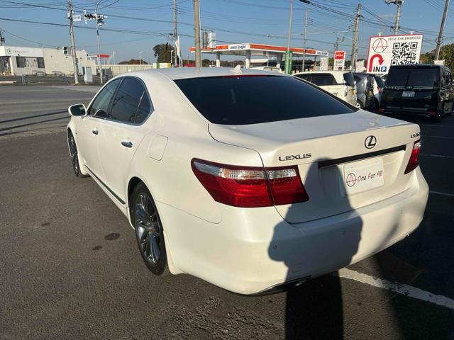 ＬＳ ＬＳ４６０　バージョンＳ　ドライブレコーダー　ＥＴＣ　クリアランスソナー　オートクルーズコントロール　バックカメラ　ナビ　ＴＶ　アルミホイール　オートライト　ＨＩＤ　サンルーフ　ＡＴ　シートエアコン　スマートキー（17枚目）