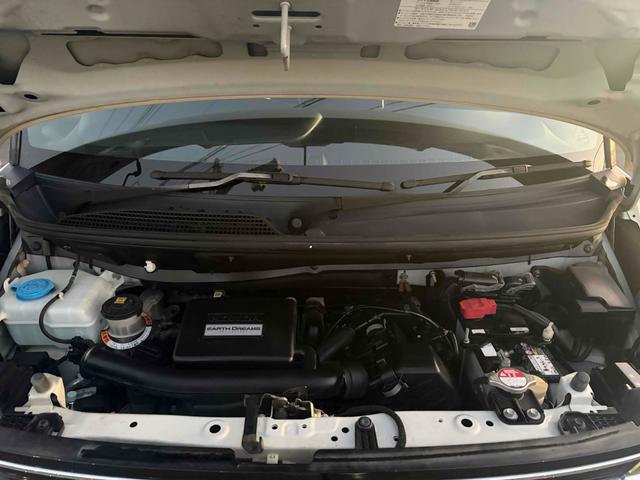 Ｎ－ＢＯＸカスタム Ｇ・Ｌホンダセンシング　ＥＴＣ　バックカメラ　両側スライド・片側電動　ナビ　ＴＶ　クリアランスソナー　オートクルーズコントロール　レーンアシスト　衝突被害軽減システム　オートライト　ＬＥＤヘッドランプ　スマートキー（25枚目）