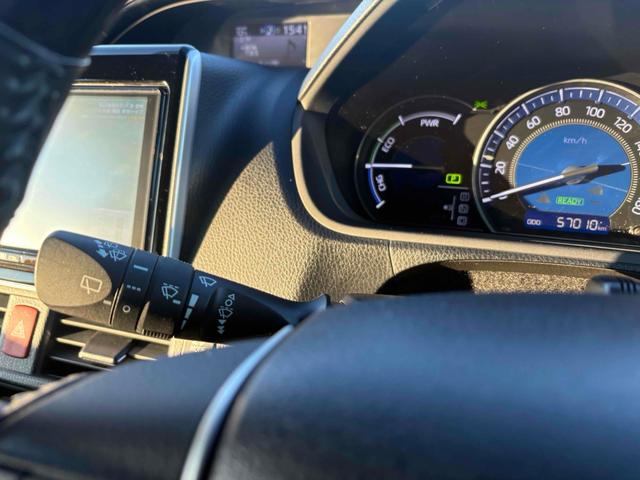 エスクァイア ハイブリッドGi ETC バックカメラ ナビ TV オートクルーズコントロール レーンアシスト 衝突被害軽減システム 両側電動スライドドア オートマチックハイビーム オートライト LEDヘッドランプ スマートキー(5枚目)