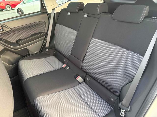 フォレスター ２．０ｉ－Ｌ　４ＷＤ　ＥＴＣ　バックカメラ　オートクルーズコントロール　ナビ　ＴＶ　ＨＩＤ　アルミホイール　キーレスエントリー　電動格納ミラー　シートヒーター　ＭＴ　盗難防止システム　衝突安全ボディ　ＵＳＢ（41枚目）