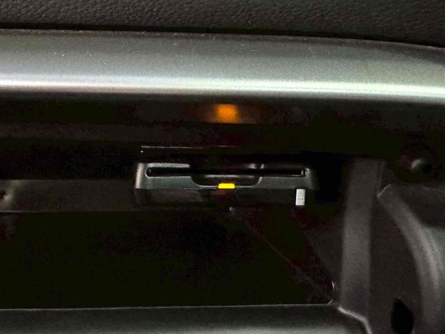 今では必需品のＥＴＣも付いております。高速道路での出入りもスムーズ。渋滞緩和にもなりエコにも繋がります。