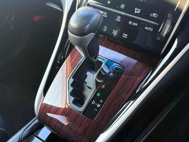 ハリアー プレミアム　モデリスタエアロ　ＪＢＬサウンド　メーカーナビ　バックカメラ　オートクルーズコントロール　レーンアシスト　パワーシート　ＴＶ　オートマチックハイビーム　オートライト　ＬＥＤヘッドランプ　電動リアゲート（8枚目）